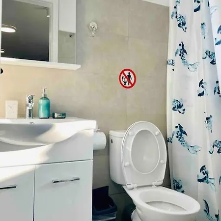 Cozy, Newly Renovated Apartment In Gavrio. Экстерьер фото