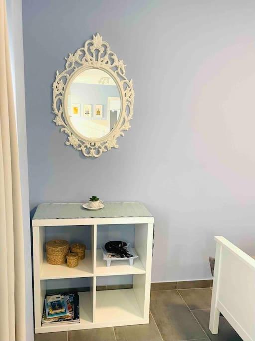 Cozy, Newly Renovated In Gavrio. Gavrio