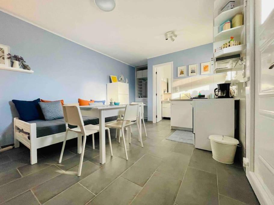 Apartment Cozy, Newly Renovated In Gavrio.